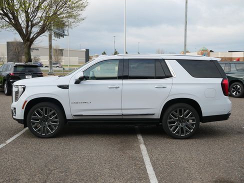 New 2026 GMC Yukon Denali Ultimate AWD/4WD image 4