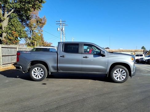 Used 2021 Chevrolet Silverado 1500 Custom image 10