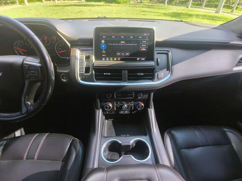Used 2021 Chevrolet Tahoe RST RWD image 18