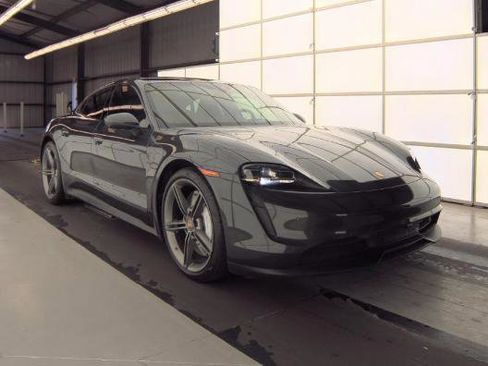 Used 2023 Porsche Taycan 4S w/ Premium Package AWD/4WD image 8