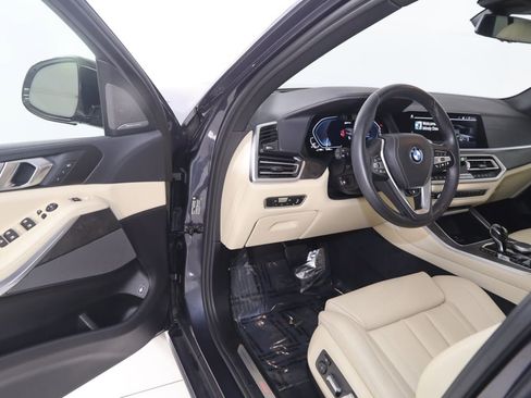 Used 2022 BMW X5 xDrive45e image 57