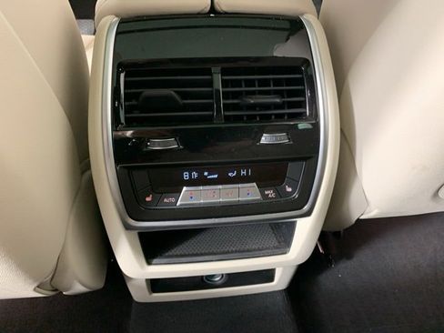 Used 2023 BMW X5 xDrive40i w/ Premium Package image 36