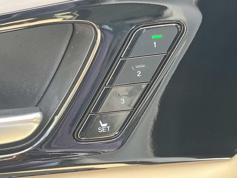 Used 2023 Acura MDX SH-AWD w/ Technology Package image 33