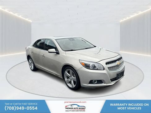 Used 2013 Chevrolet Malibu LTZ FWD image 3