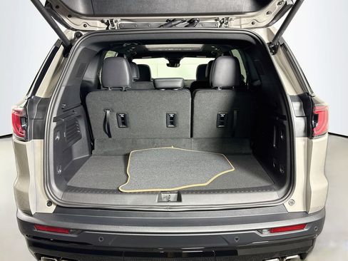 New 2026 GMC Acadia AT4 w/ Luxury Package AWD/4WD image 27