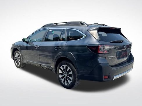 Used 2024 Subaru Outback Limited AWD/4WD image 3