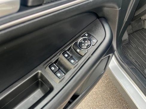 Used 2023 Ford Edge SEL AWD/4WD image 14