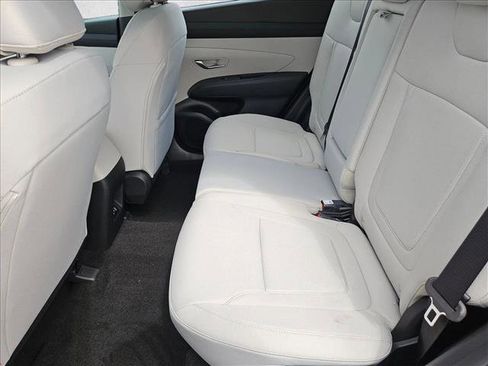 New 2026 Hyundai Tucson SE image 11