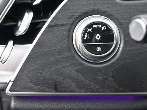 Used 2025 Mercedes-Benz E 350 Sedan image 16