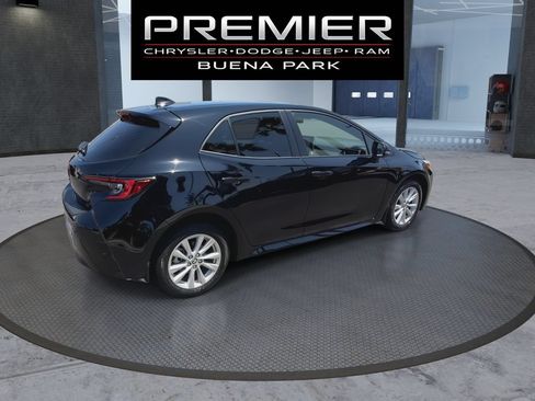 Used 2026 Toyota Corolla SE FWD image 8