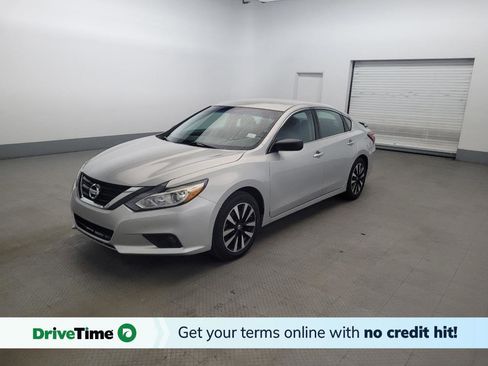 Used 2018 Nissan Altima 2.5 SV FWD image 1