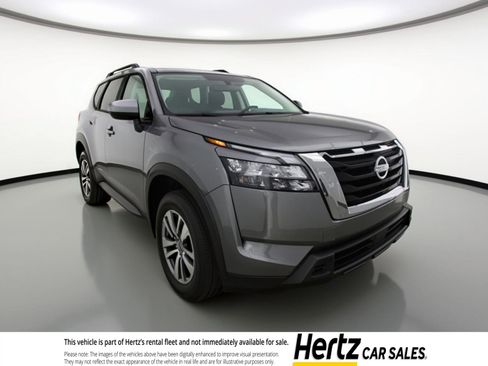 Used 2025 Nissan Pathfinder SV AWD/4WD image 1