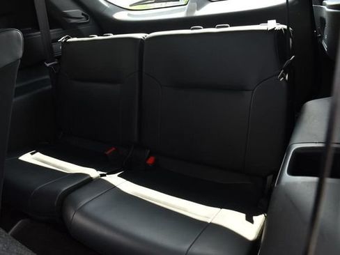 Used 2025 Mitsubishi Outlander SE AWD/4WD image 27