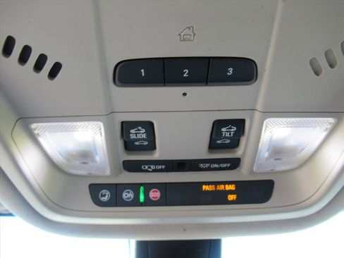 Used 2019 GMC Acadia Denali w/ Technology Package image 32