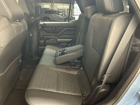 Certified 2025 Toyota 4Runner TRD Off-Road Premium w/ Tow Technology Package AWD/4WD image 5