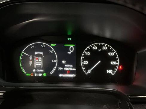 Used 2024 Honda CR-V Sport image 14