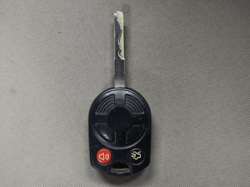 Used 2017 Ford Focus SE FWD image 32