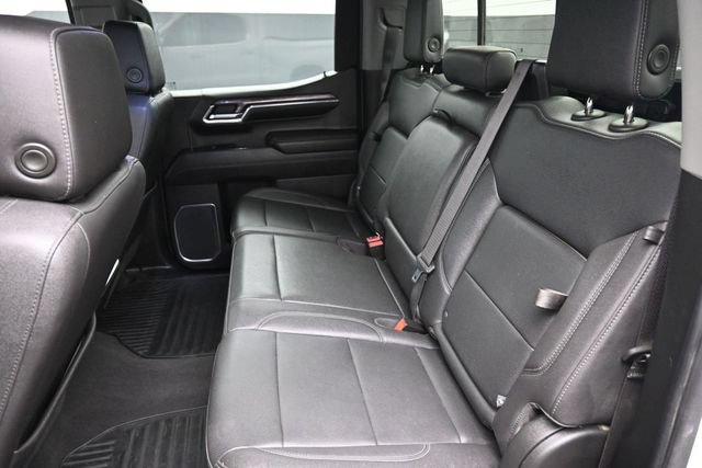 Used 2023 Chevrolet Silverado 1500 LTZ w/ LTZ Convenience Package II AWD/4WD image 18
