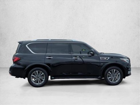 Used 2018 INFINITI QX80 image 5