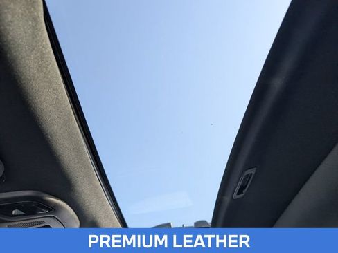 Used 2025 Subaru Outback Wilderness AWD/4WD image 18