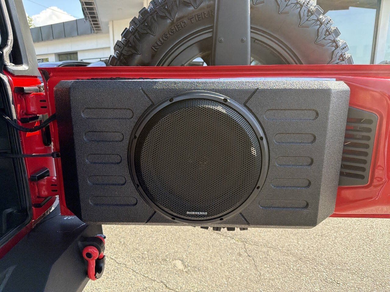 Used 2017 Jeep Wrangler Unlimited Sahara AWD/4WD image 10