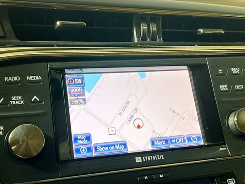 Used 2014 Toyota Avalon Limited image 28