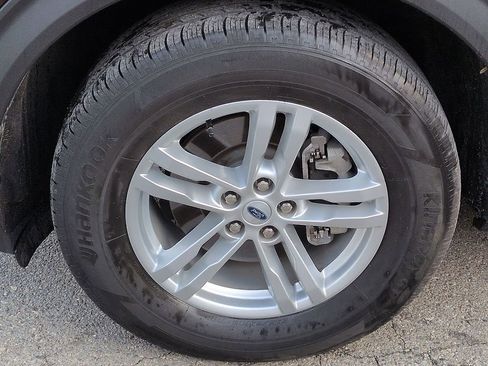 Used 2023 Ford Explorer XLT w/ Equipment Group 202A image 14