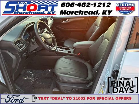 New 2026 Ford Escape SE w/ PHEV Premium Package FWD image 9