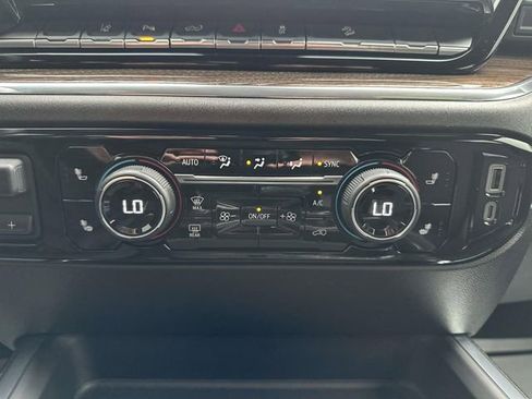 Used 2025 Chevrolet Silverado 2500 LT w/ Trail Boss Package image 45