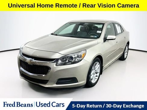 Used 2015 Chevrolet Malibu LT w/ Power Convenience Package FWD image 4