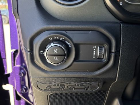 New 2026 Jeep Gladiator Mojave AWD/4WD image 19