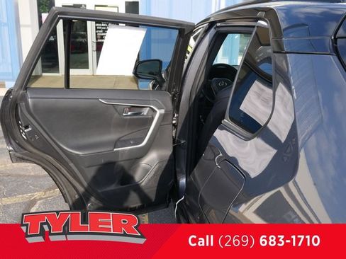 Used 2023 Toyota RAV4 XSE w/ XSE Grade Weather Package AWD/4WD image 20