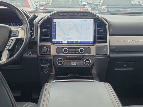 Used 2022 Ford F450 Platinum w/ FX4 Off-Road Package AWD/4WD image 14