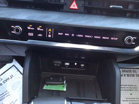 Used 2023 Kia Sportage X-Line w/ X-Line Premium Package image 19