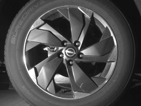 Used 2025 Nissan Rogue SV AWD/4WD image 18