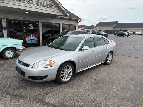Used 2012 Chevrolet Impala LTZ FWD image 8