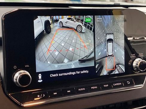 Used 2025 Mitsubishi Outlander Ralliart image 14