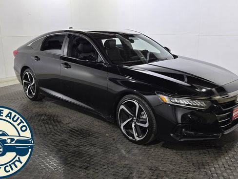 Used 2021 Honda Accord Sport image 9
