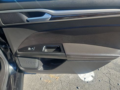 Used 2013 Ford Fusion SE image 20