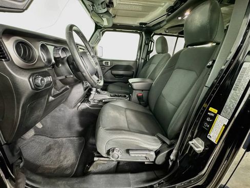 Used 2020 Jeep Wrangler Unlimited Sport S AWD/4WD image 25