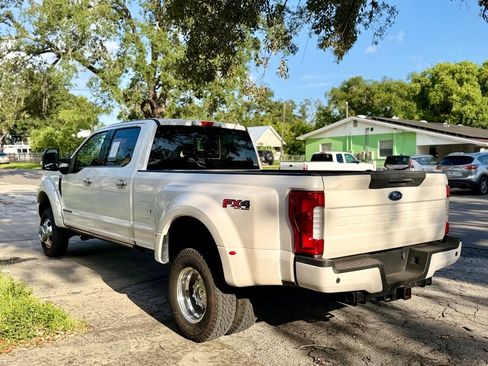Used 2017 Ford F350 Platinum w/ Platinum Ultimate Package AWD/4WD image 9