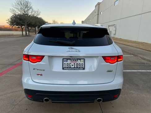Used 2018 Jaguar F-PACE Portfolio image 9