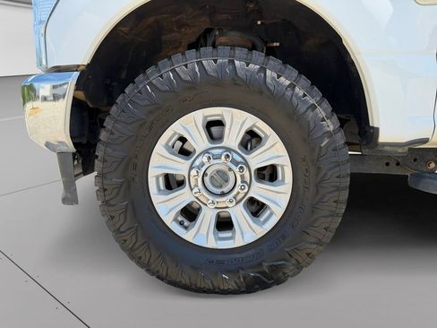 Used 2022 Ford F250 XLT AWD/4WD image 25