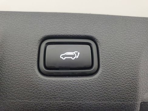 Used 2024 Hyundai Palisade Calligraphy image 35