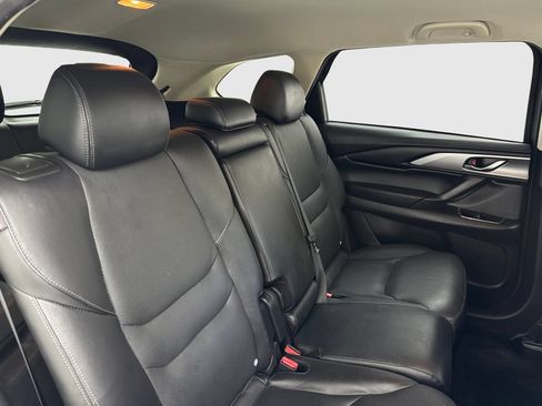 Used 2019 MAZDA CX-9 Touring FWD image 43