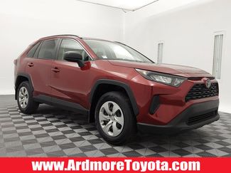 Used 2019 Toyota RAV4 LE w/ All Weather Liner Package AWD/4WD video 1