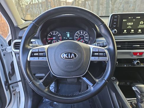 Used 2020 Kia Telluride S image 16