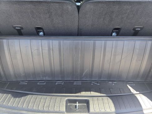 Used 2025 Kia Sorento SX Prestige AWD/4WD image 31