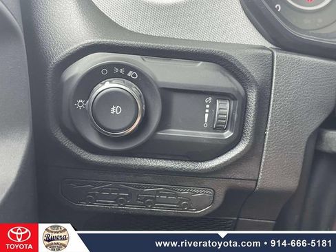 Used 2024 Jeep Wrangler Unlimited Sport AWD/4WD image 23