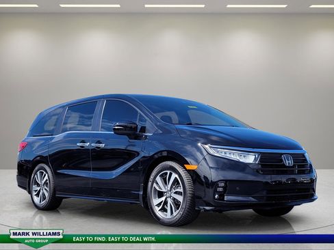Used 2024 Honda Odyssey Touring image 1